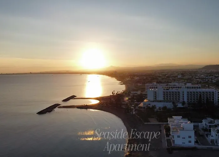 Seaside Escape * Larnaca