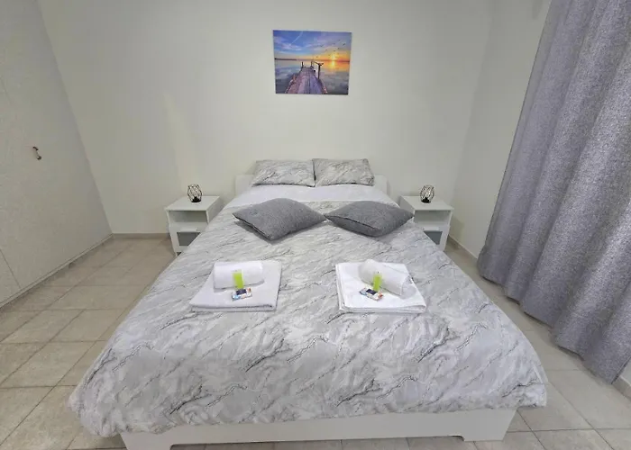 Apartment Seaside Escape